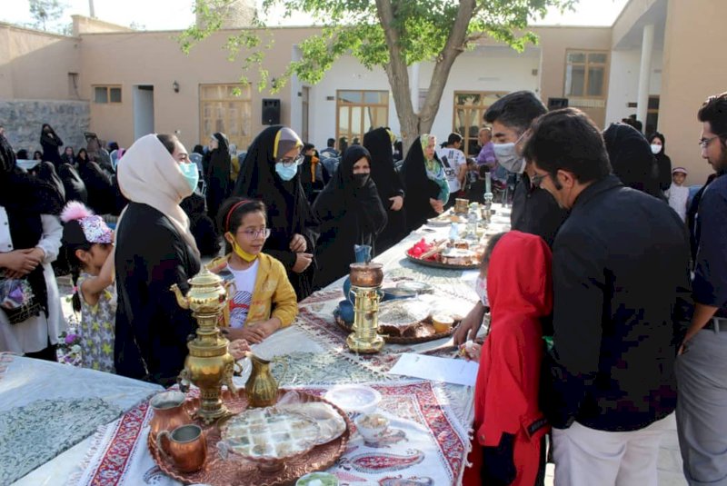 برگزاری جشنواره غذای محلی و سنتی در بخش پیربکران استان اصفهان