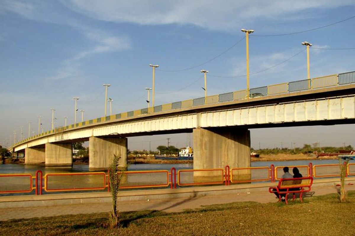 شهرداری تردد از دو پل خرمشهر را محدود کرد