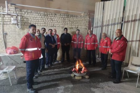 بازدید رئیس شورای شهر گز برخوار از ایستگاه آتش نشانی