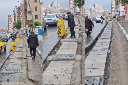 نوسازی بیش از ۲۵۰۰ متر نهر و جداول گذاری در معابر منطقه ۱۴ تهران