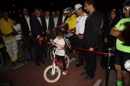 پیست دوچرخه سواری ساحلی شهردای بندرعباس افتتاح شد.