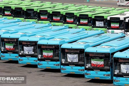 مراسم آغاز به کار ۱۰۰ اتوبوس جدید در مناطق غربی تهران / تصاویر