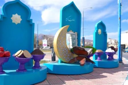 استقبال از مسافران نوروزی گلپایگان با اجرای برنامه های متنوع فرهنگی خدماتی