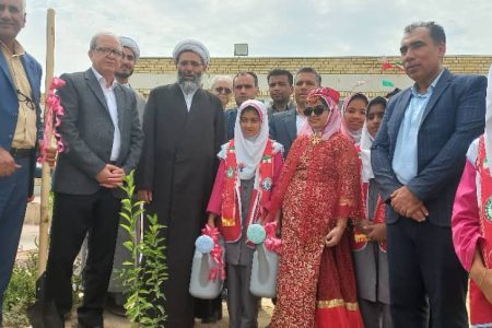 فرماندار قشم در مراسم درختکاری مدرسه حضرت جوادالائمه: حفظ منابع طبیعی نیازمند مشارکت همگانی است