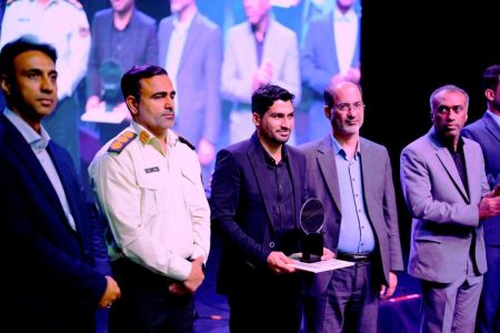 پیام تبریک فرماندار شهرستان قشم برای انتخاب عادل تورنگ به عنوان جوان برتر سال هرمزگان