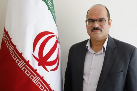 آغاز طرح گسترده کاشت گل‌های فصلی در بیرجند توسط شهرداری