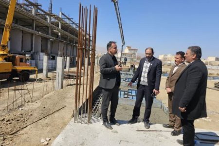 آغاز عملیات بتن ریزی استخر مجموعه چندمنظوره مهستان در گلپایگان