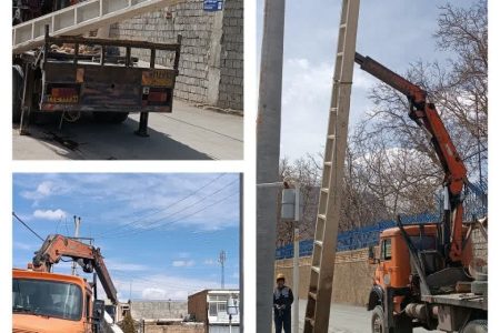 جمع آوری تیرهای برق مزاحم از سطح شهر عسگران