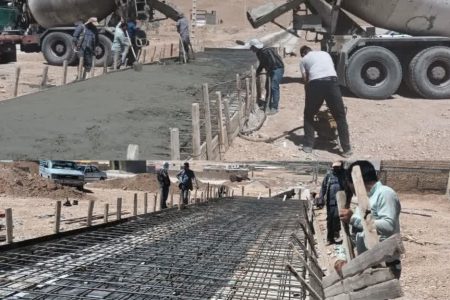 تداوم عملیات احداث کانال دفع آب‌های سطحی در شهرک امیرکبیر شهرضا با اعتبار ۳۵ میلیارد ریال