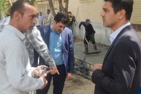 اجرای عملیات موزاییک فرش خیابان امیرکبیر شهرضا با اعتبار ۲۰ میلیارد ریال